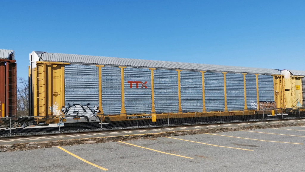 TTTX 331589 (Body) TTGX 710838 (Flat)